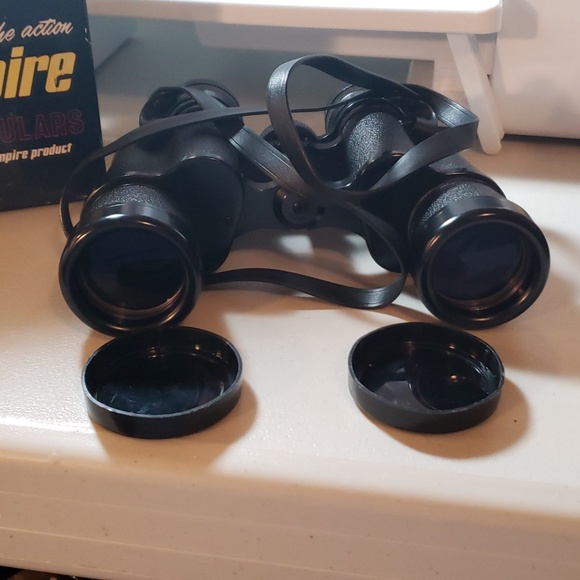 BINOCULARS - Picture 9 of 17